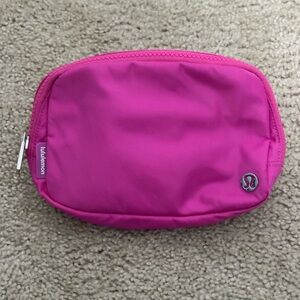 Lululemon Everywhere Belt Bag *1L in Sonic Pink Crossbody or Fannypack EUC